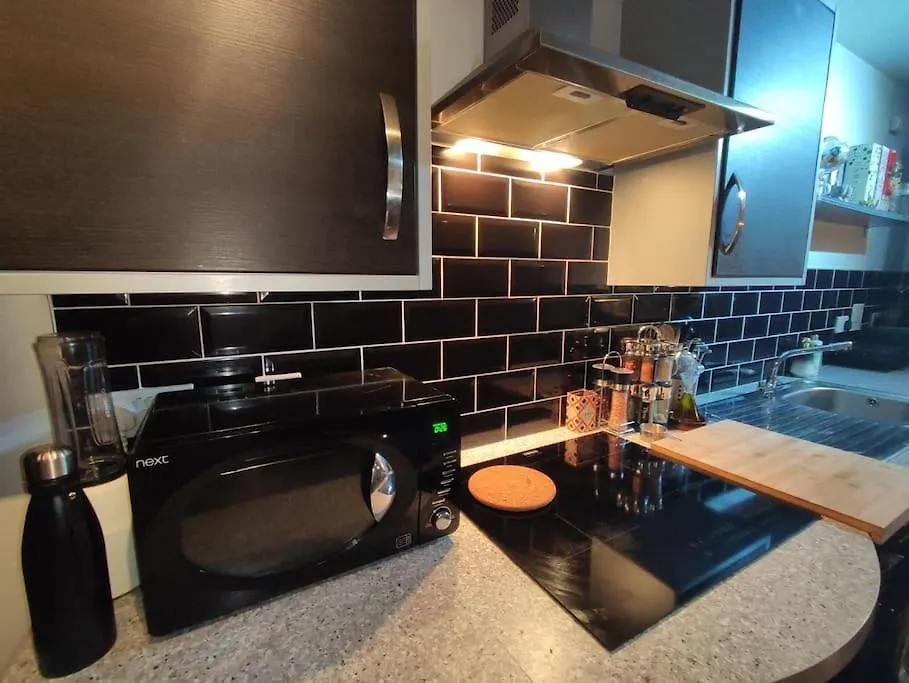 Apartment Central Flat With Balcony. Parking Included. Edinburgh United Kingdom